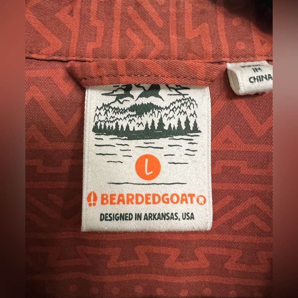 BEARDED GOAT Short Sleeve Button down. - Picture 3 of 3